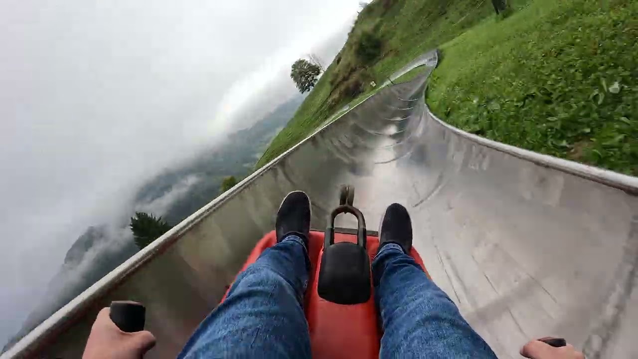 Sommerrodelbahn H&uuml;ndle Oberstaufen, schnelle Rodelbahn in der N&auml;he des Bodensee's, Wiegand Rodelbahn