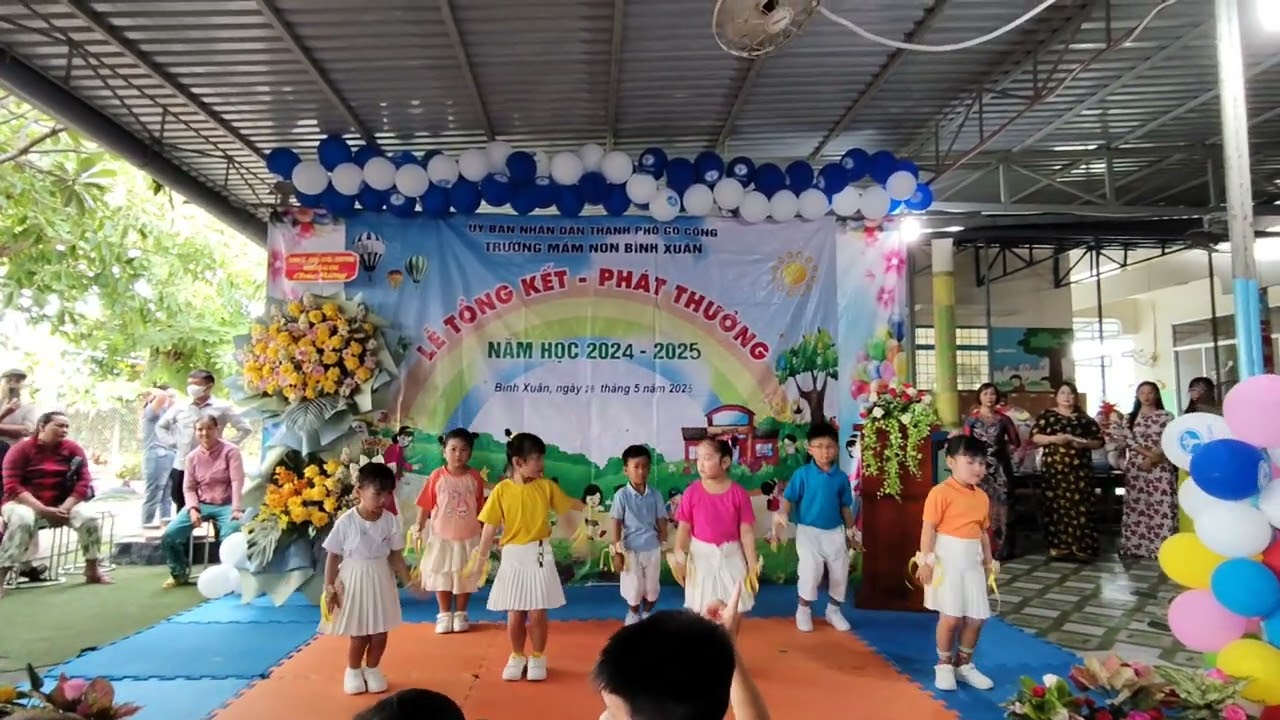 Ở nhà có mẹ ở trường có cô- Mầm non Bình Xuân