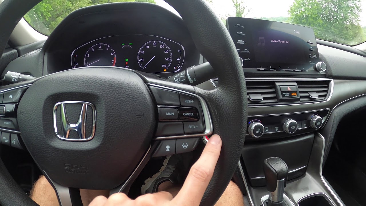 Обзор Honda Accord LX 1.5L 2018 года: характеристики, отзывы, короткий тест-драйв.