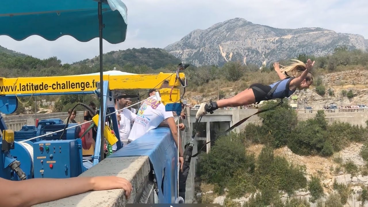 Saut à l'élastique sur le pont de l'Artuby