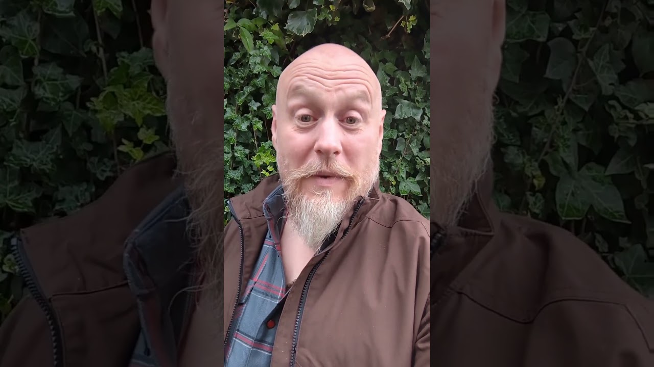 once you see it, you can't unsee it 😂 beautiful belt