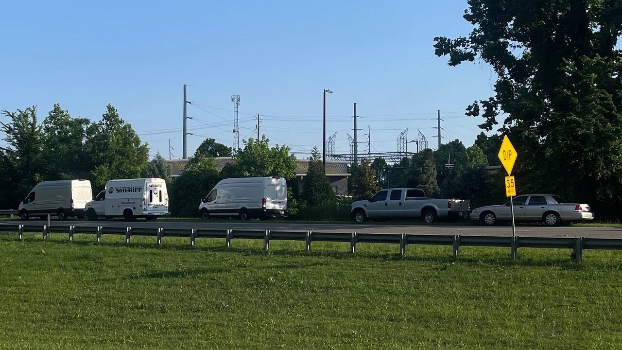 &lsquo;Possible buried body&rsquo; found under Riverwatch Parkway and 15th Street Bridge