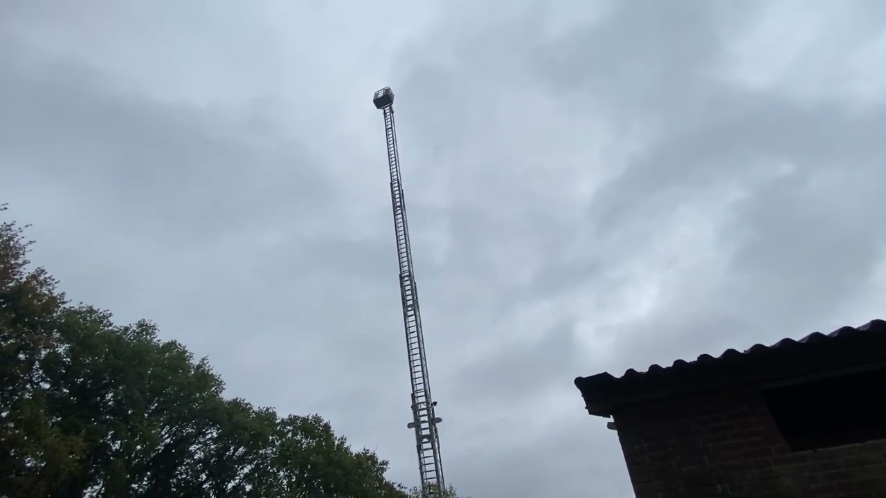 firetruck ladderwagen brandweer IVECO MAGIRUS 1994 66dkm zeer net en goed! www.vandewert.nl