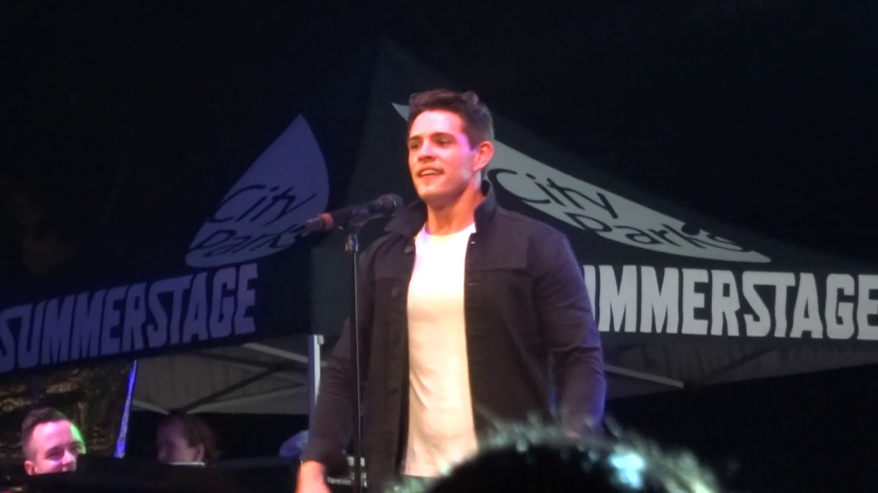 Casey Cott - The Greatest Showman Medley @ Elsie Fest 2018