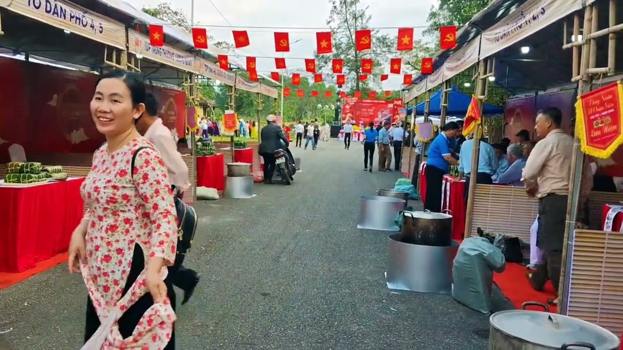 Buổi chiều 7/2  ( 20 /T  chạp )thi gói bánh Chưng bánh Tét , tết đoàn viên Thủy Xuân # maivangvlog# 