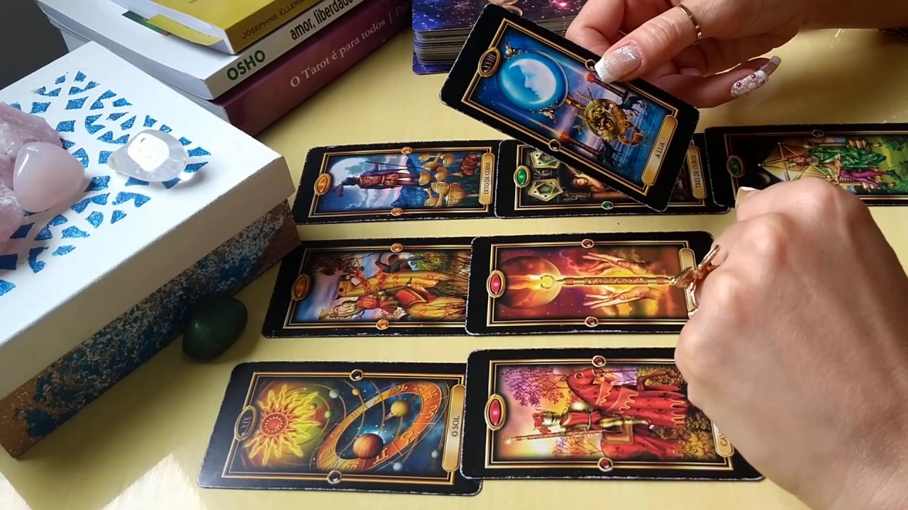 PENSAMENTOS, SENTIMENTOS E A&Ccedil;&Otilde;ES DELE (A) COMIGO - Tarot responde Tarot do amor Leitura Intuitiva 17
