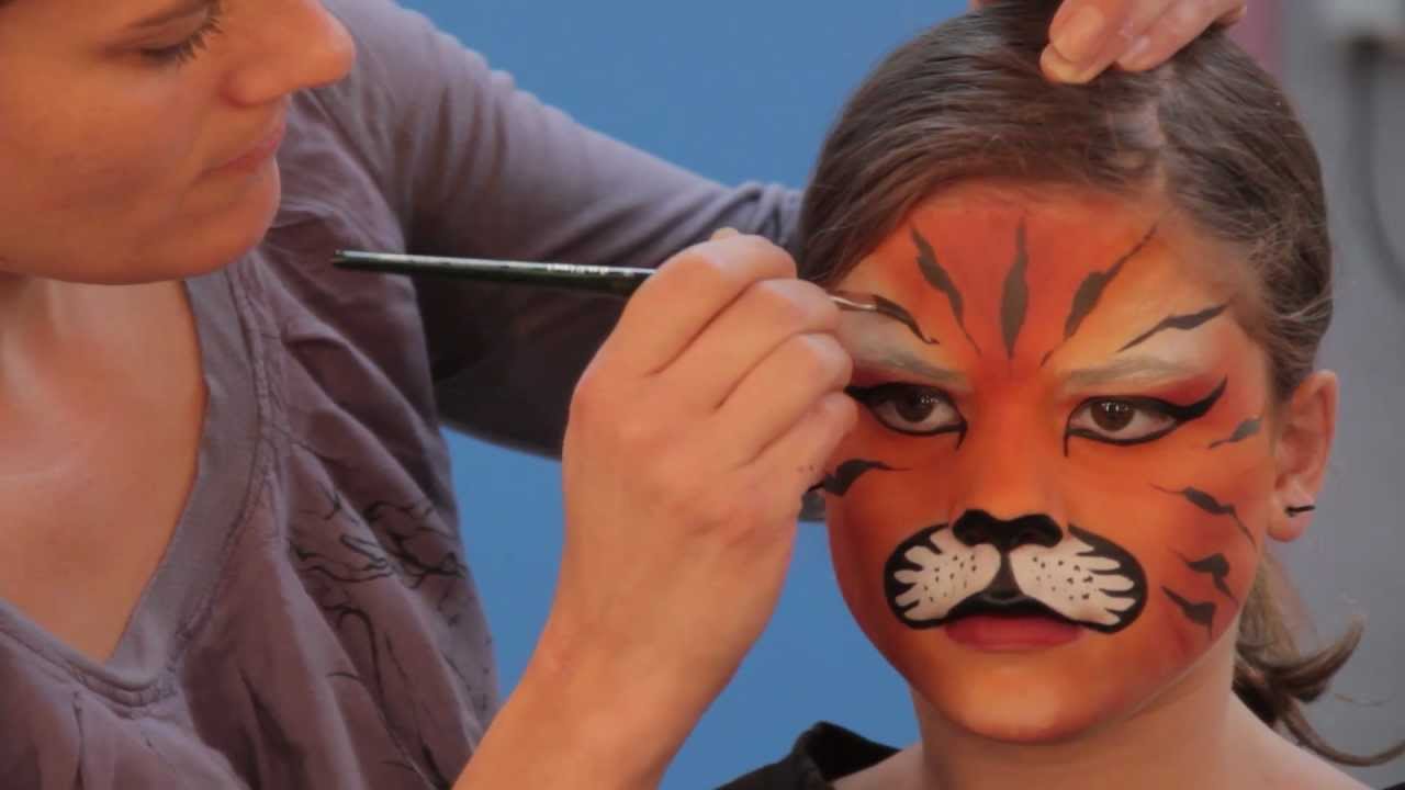 Poes schminken.mp4