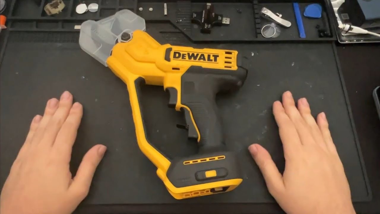 DeWalt 20v Pruner: Tool Disassembly/Repair, Brush Replacement