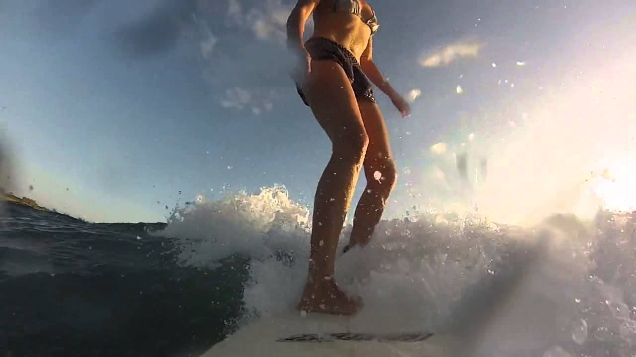 A Girl in a World | Ju Gadelha | Lakey Peak | Indon&eacute;sia