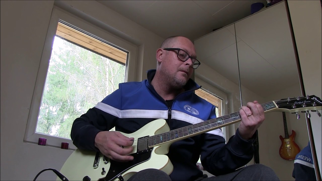 Green B&B White ES 335 Style like Gibson!