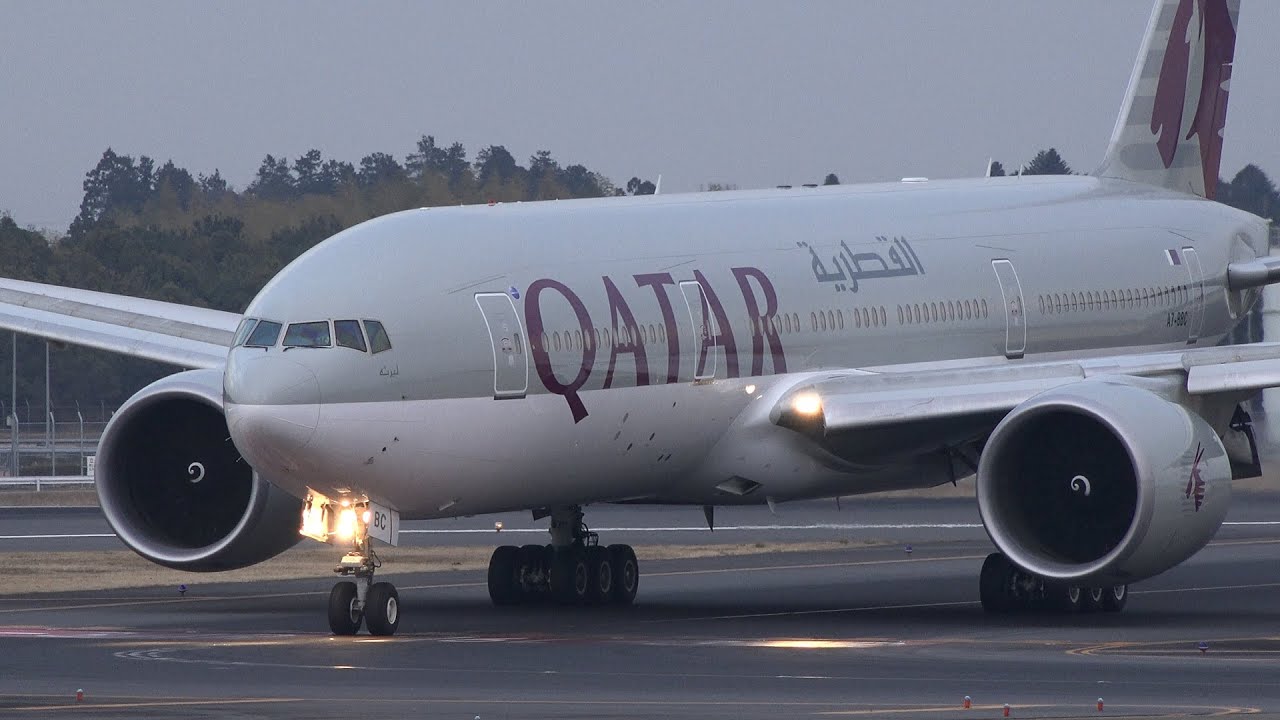 Qatar Airways Boeing 777-200LR A7-BBC Landing at NRT 34R