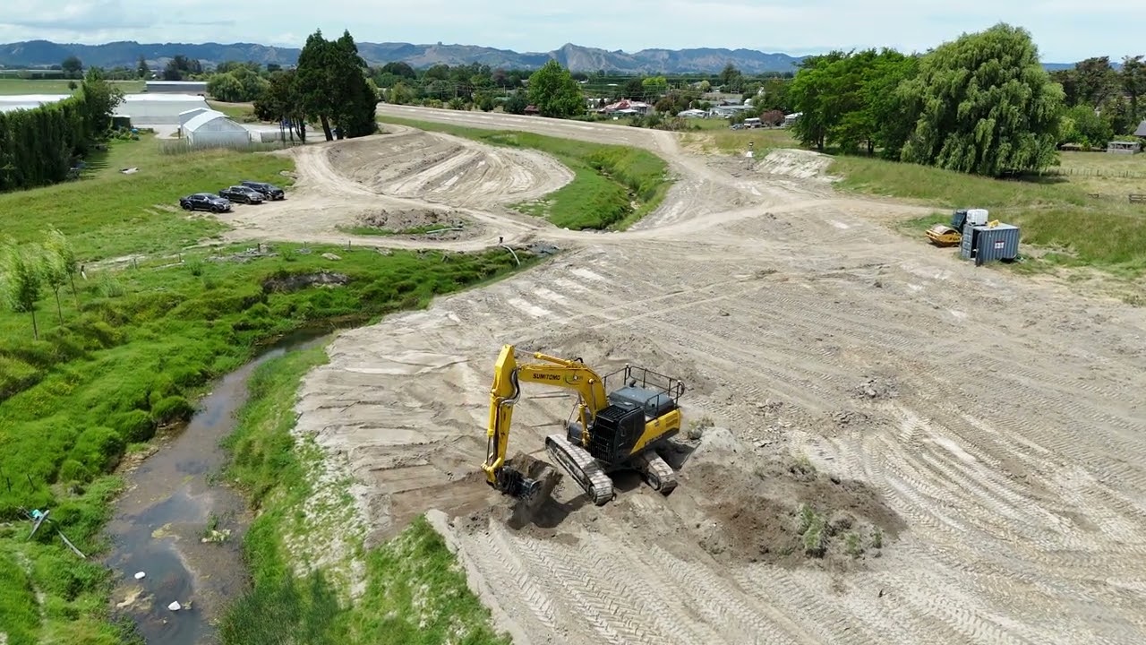 Waipaoa stopbank construction
