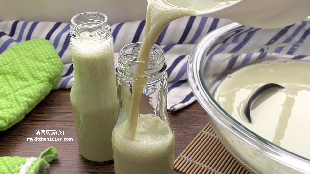 Homemade Black Soybean Milk (No Soy Milk Maker)| MyKitchen101en