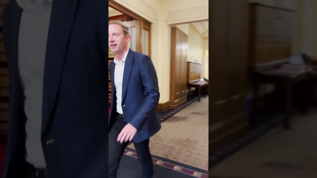Take a virtual tour of Parliament House