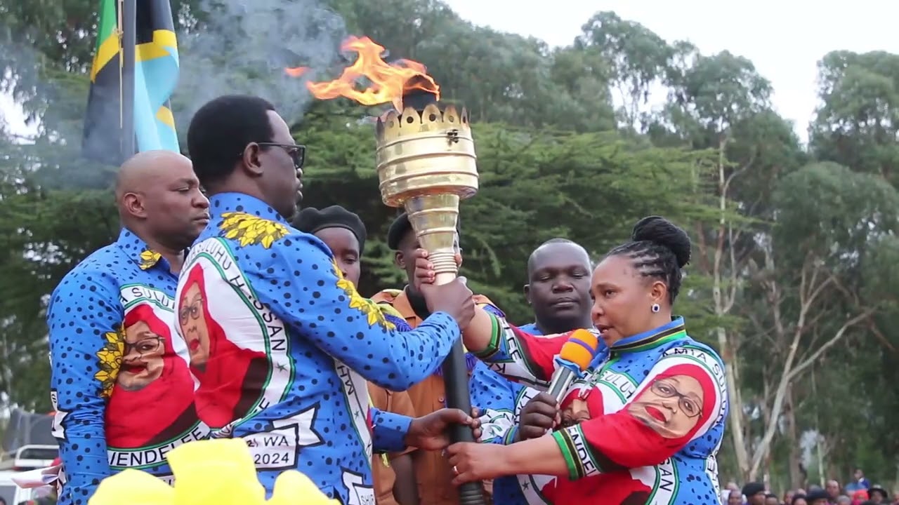 KISHINDO CHA MBIO ZA MWENGE WA UHURU MBULU MJINI.
