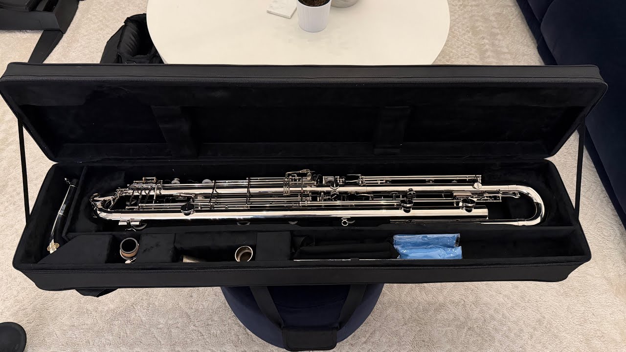 CONTRABASS CLARINET ONLY 5k
