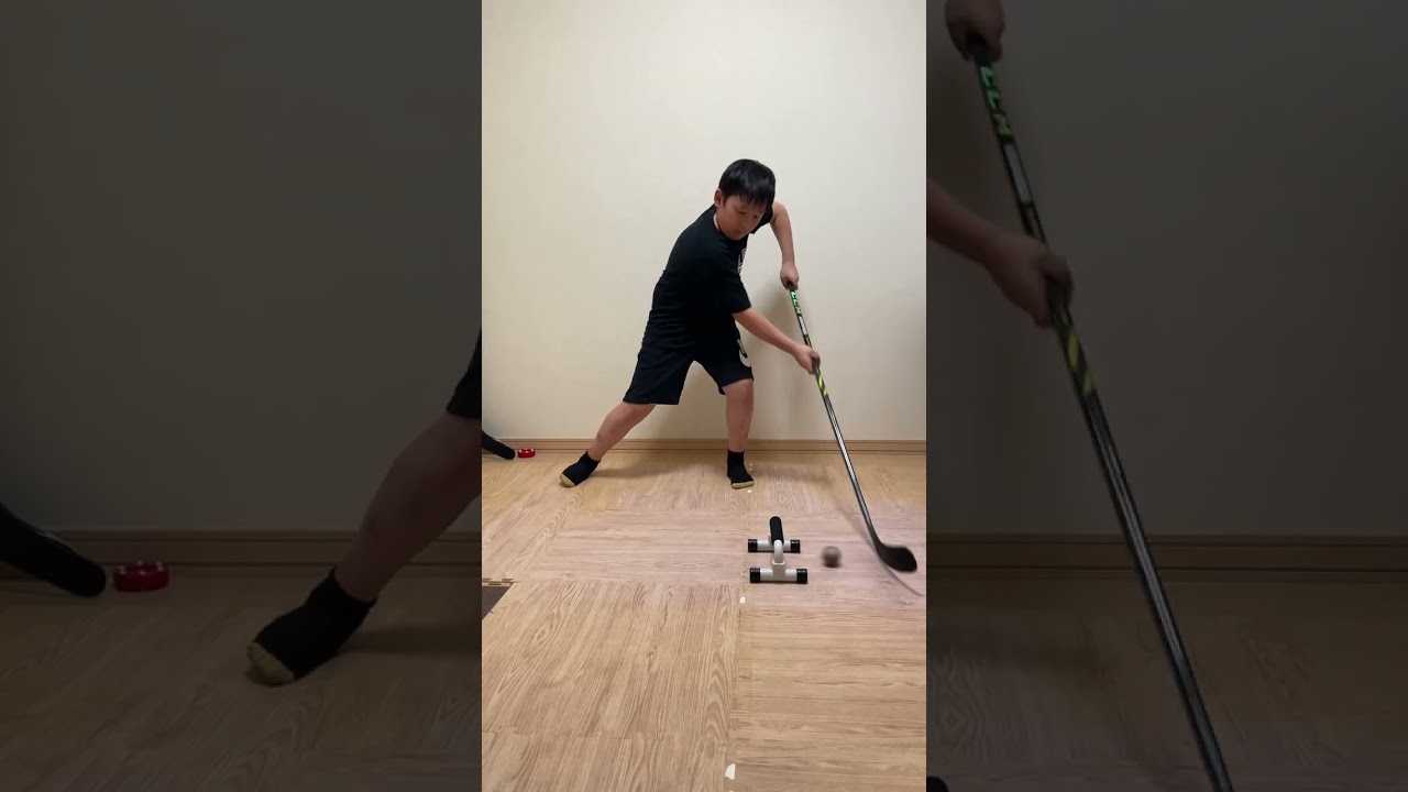 Just 4 Short Hockey Drills To Get More Precise Stickhandling at Home
