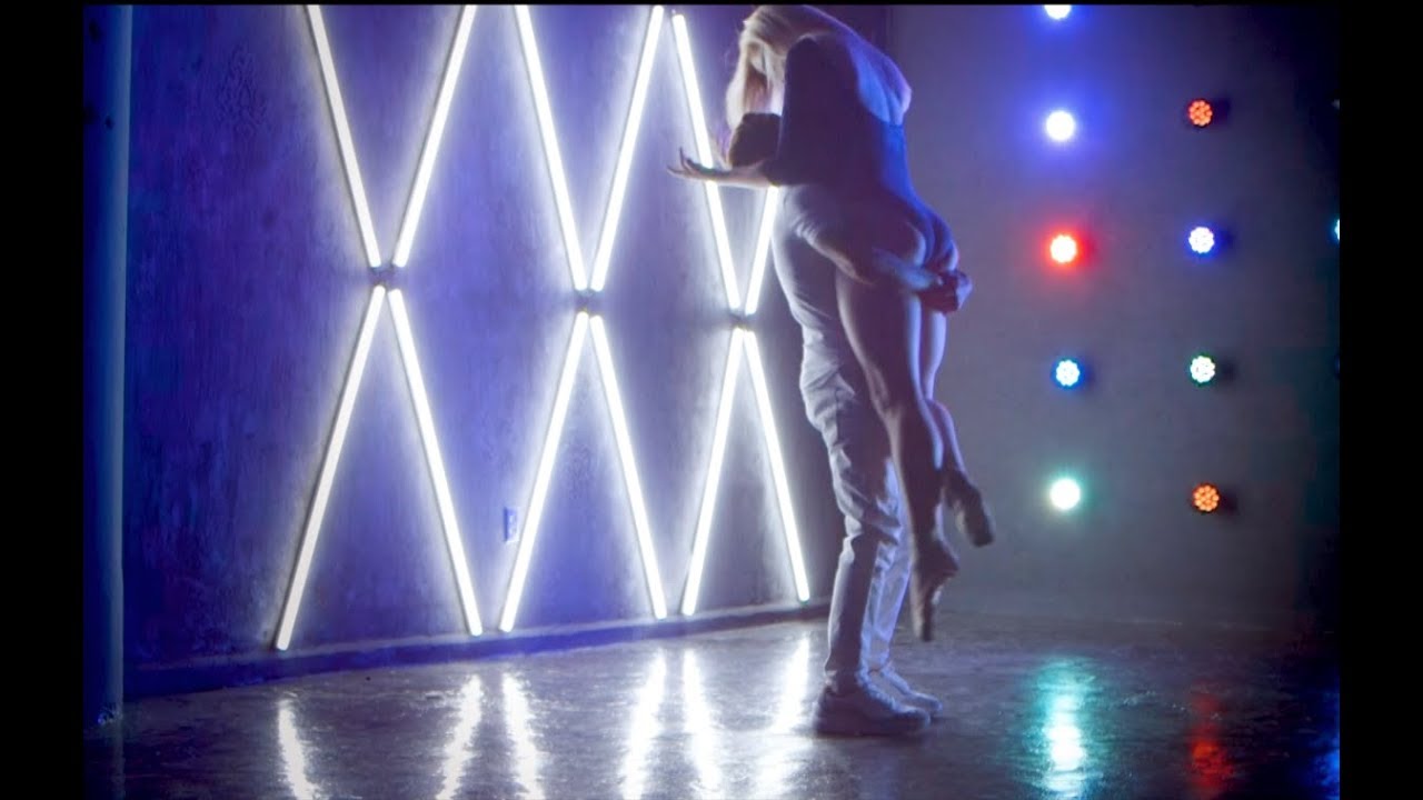 Dariel J - Cuerpo Natural 🌹♀️ | (Official Video)