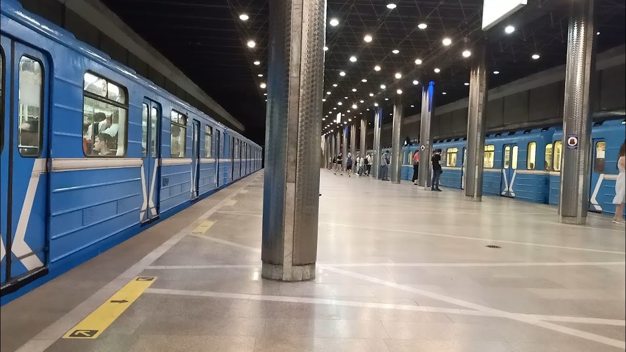 Novosibrsk metro - Gagarinskaya station \ Сборник поездов на станции Гагаринская