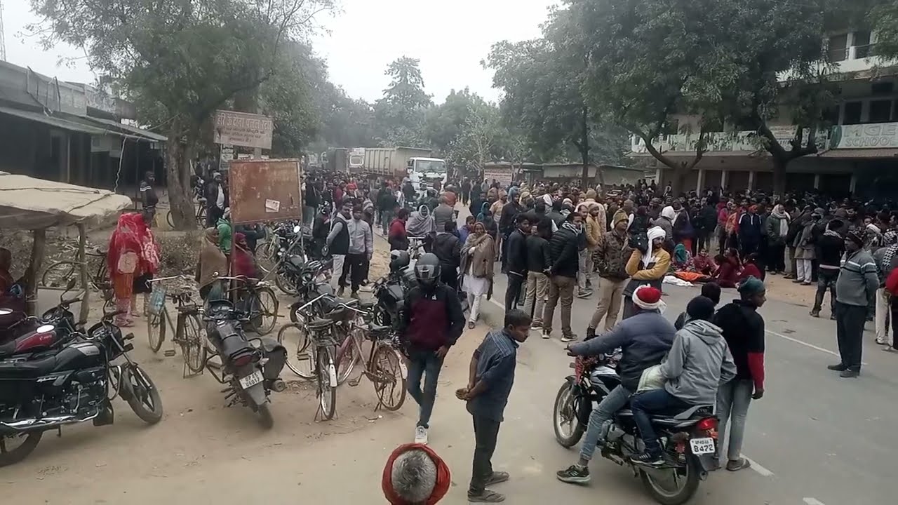 मालीपुर का घटना महारानी गीता देवी इंटर कॉलेज छात्र का मौत हुआ चक्का जाम #viralvideo #shortvideo