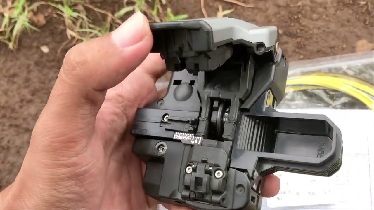 FIBER CLEAVER HARGA 9 JUTA - FUJIKURA CT 08
