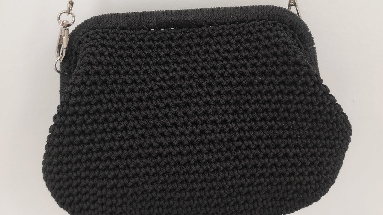 Pochette con chiusura a scatto