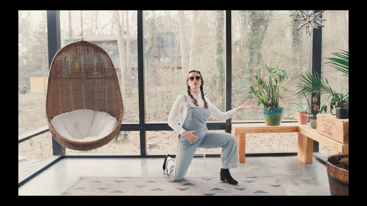 Skylar Gudasz - Play Nice (Official Video)
