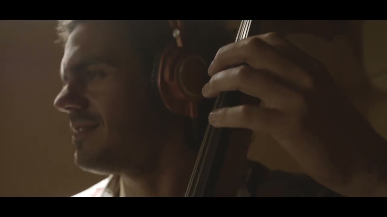 ALBERTO BARBAN BAND – Smitrino Se Muere (Jazz Latin Flamenco | Official Video)