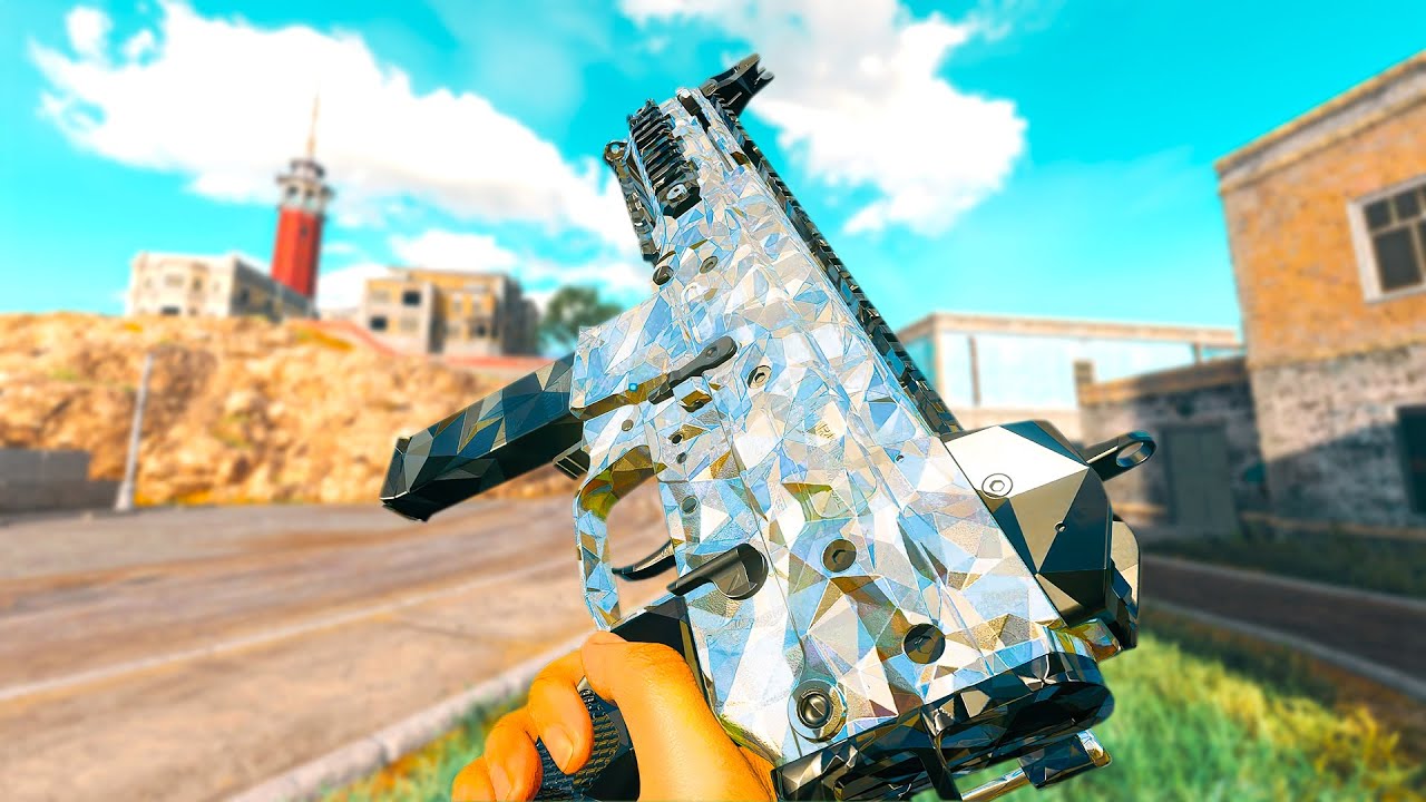 The BUFFED STRIKER is BACK and META on Warzone 😍👑