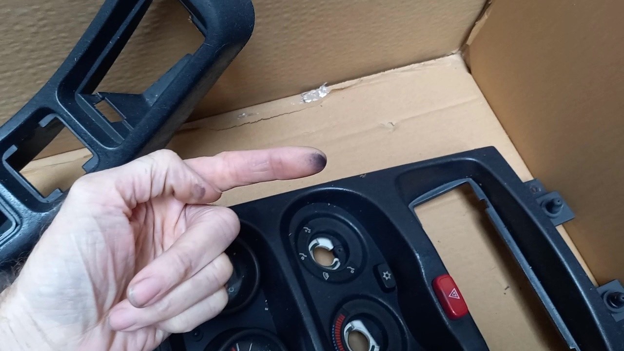 ELIMINIAMO il Soft touch dalle plastiche Alfa Romeo gtv (916)  ☢ IMPREVISTO‼ Guarda fino alla fine ☢