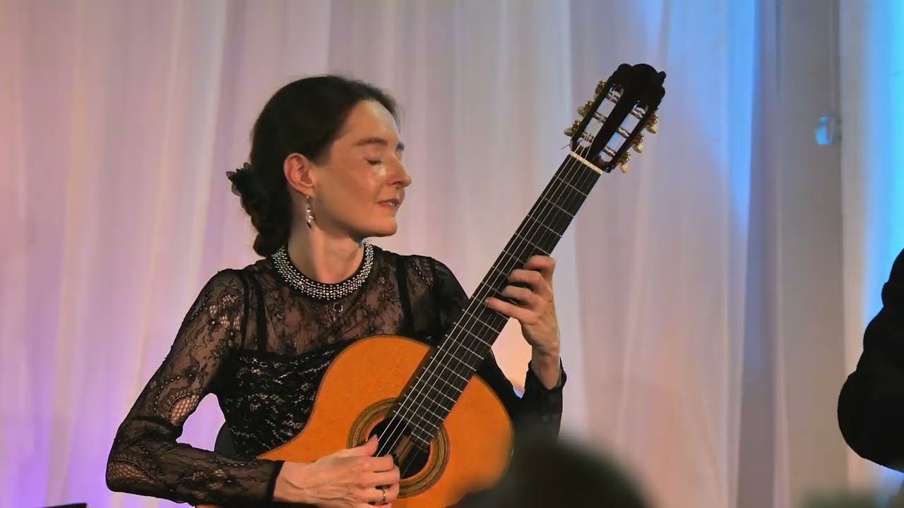 Cracow Guitar Quartet  plays Tango by Albeniz