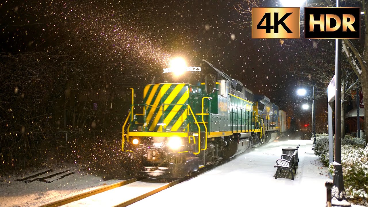 [4K HDR] Night Trains in Heavy Snow - 60 fps