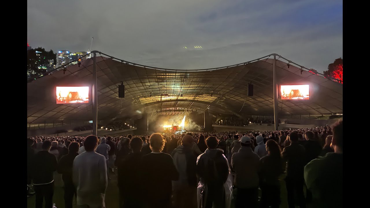 LOYLE CARNER - HOPEFULLY TOUR (Melbourne show)