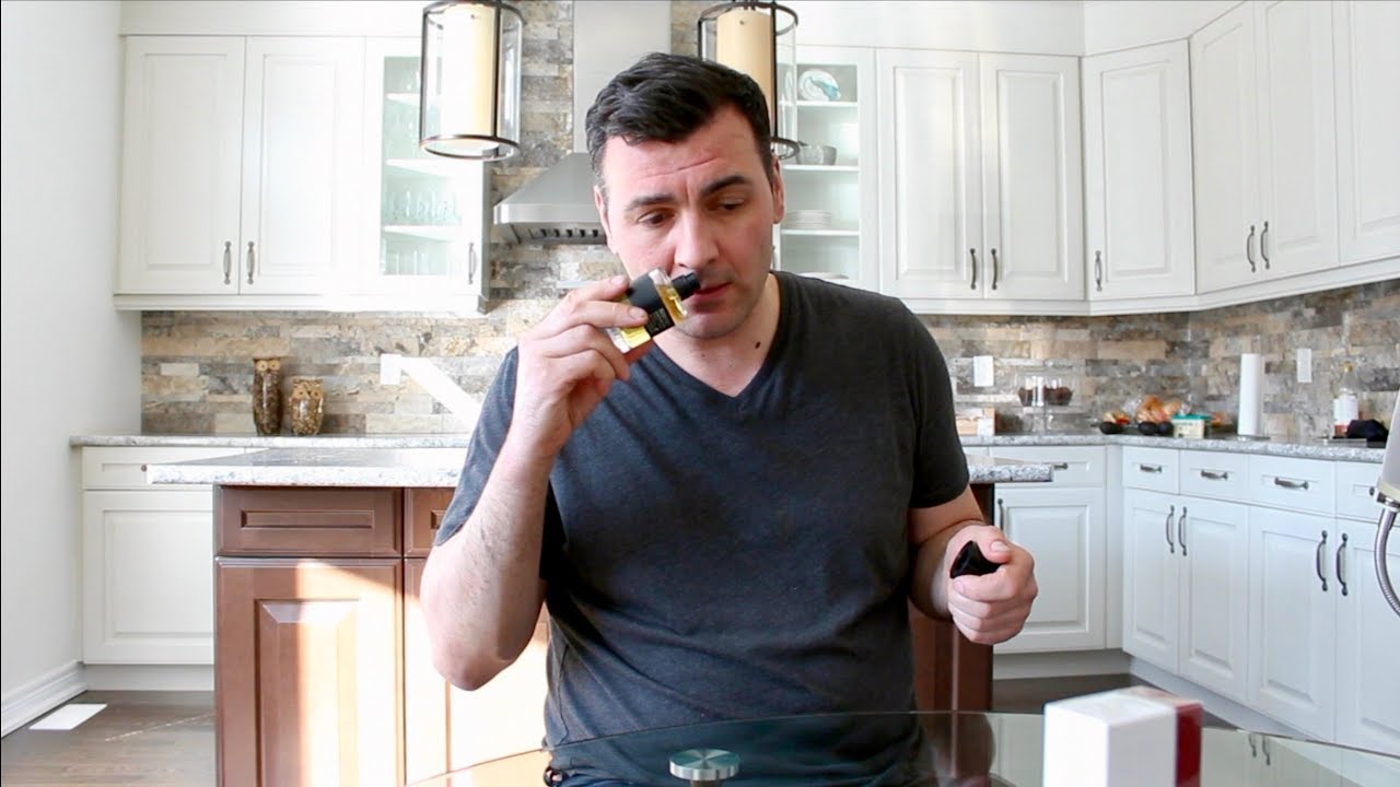 UNE FLEUR DE CASSIE and YATAGAN Unboxing