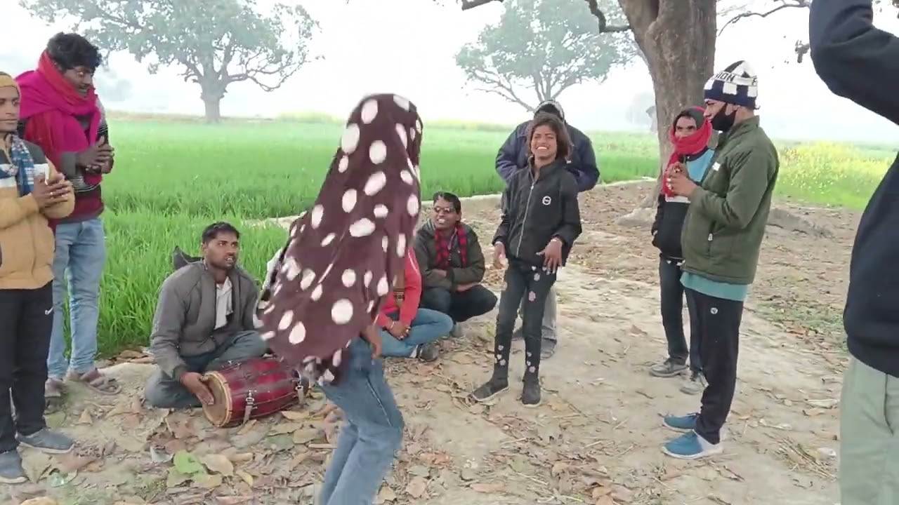 shivni rani ji sabhi logo ki sewa me lagi hai#Video shrot #nautanki_dance 