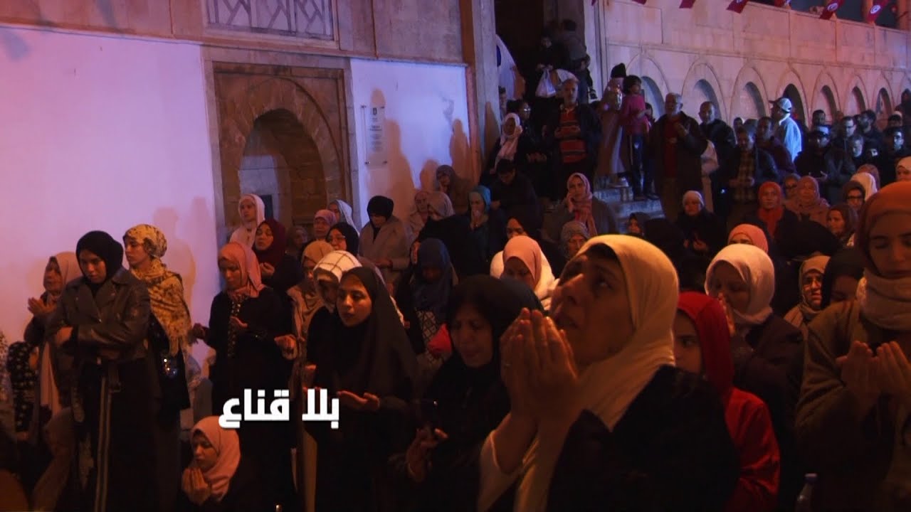 جامع الزيتونة يعج بالمصلين من كل الجنسيات..مئات الوافدين من العالم وروحانيات خاصة !!