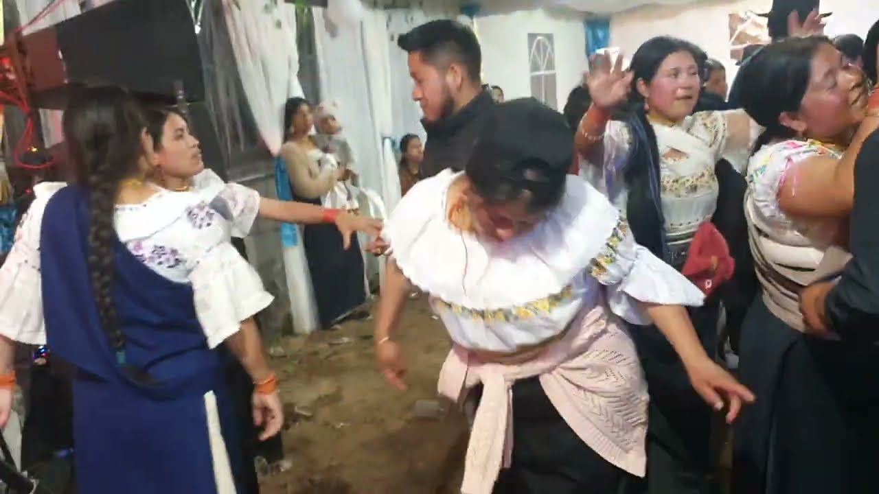 Los Imparables Orquesta festejando con la Familia Carrascal Iluman Rancho Chico