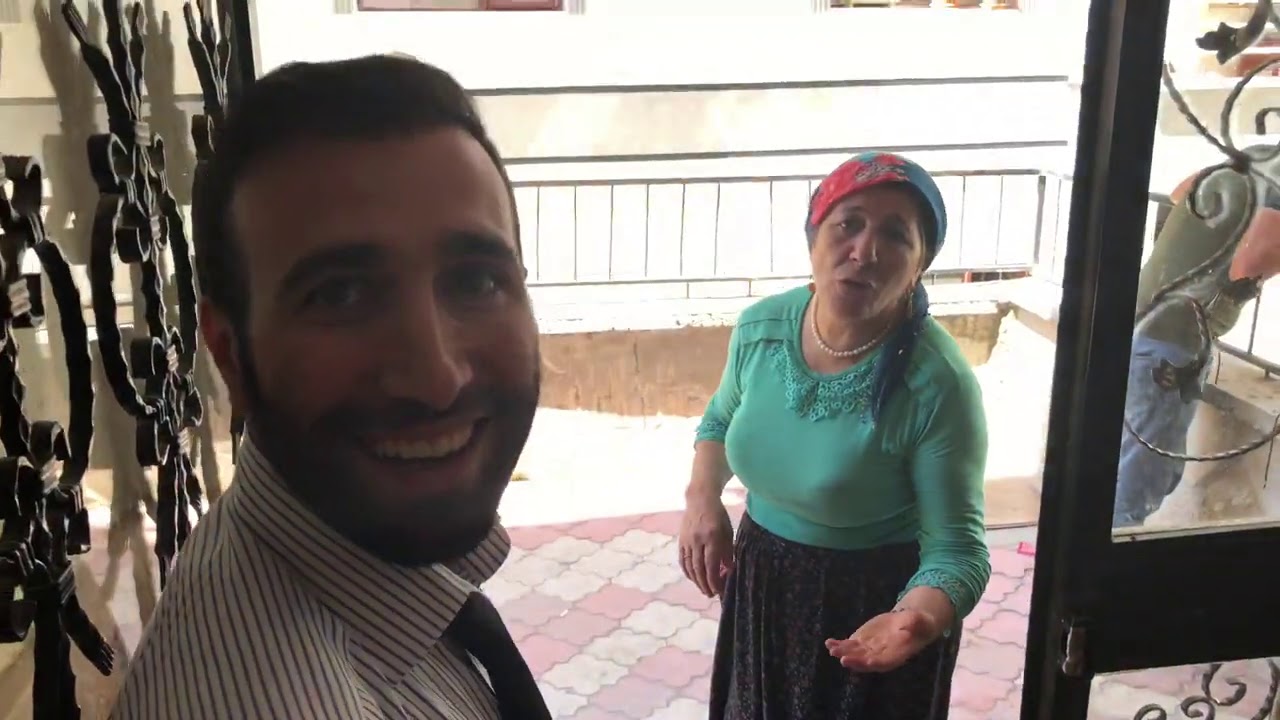 BAYRAMLIKLARIMI GİYİP KURBAN KESMEYE GİDERKEN ANNEME YAKALANDIM