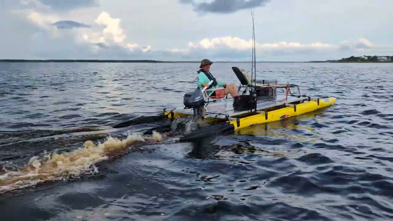 in water speed test, outrigger canoe vs tri hull Expandacraft modular boats.