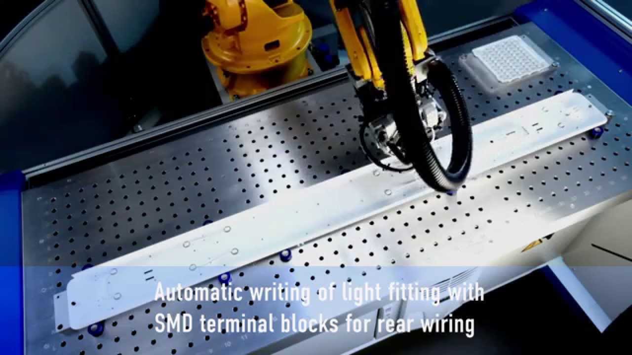 Wiring and Testing of fittings with SMD Terminal Block for rear wiring and parametrisation of ECG