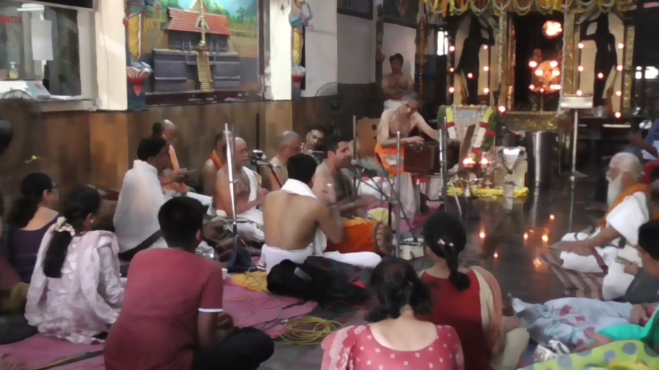 NAMASMARANAM - Astapadhi Bhajan @Trombay Sastha Mandal