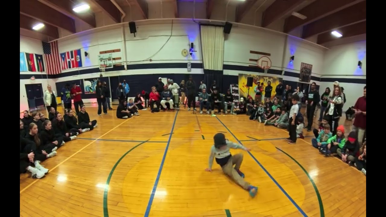 X11 Kids 1v1 Breakin Prelim - Rem 1 (Floor Lords Studio) vs Avery (The Funk Box)
