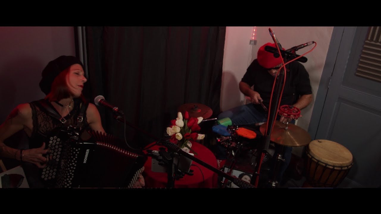NINI POULAIN / Mon évidence (Extrait du Live du 06/11/2020)