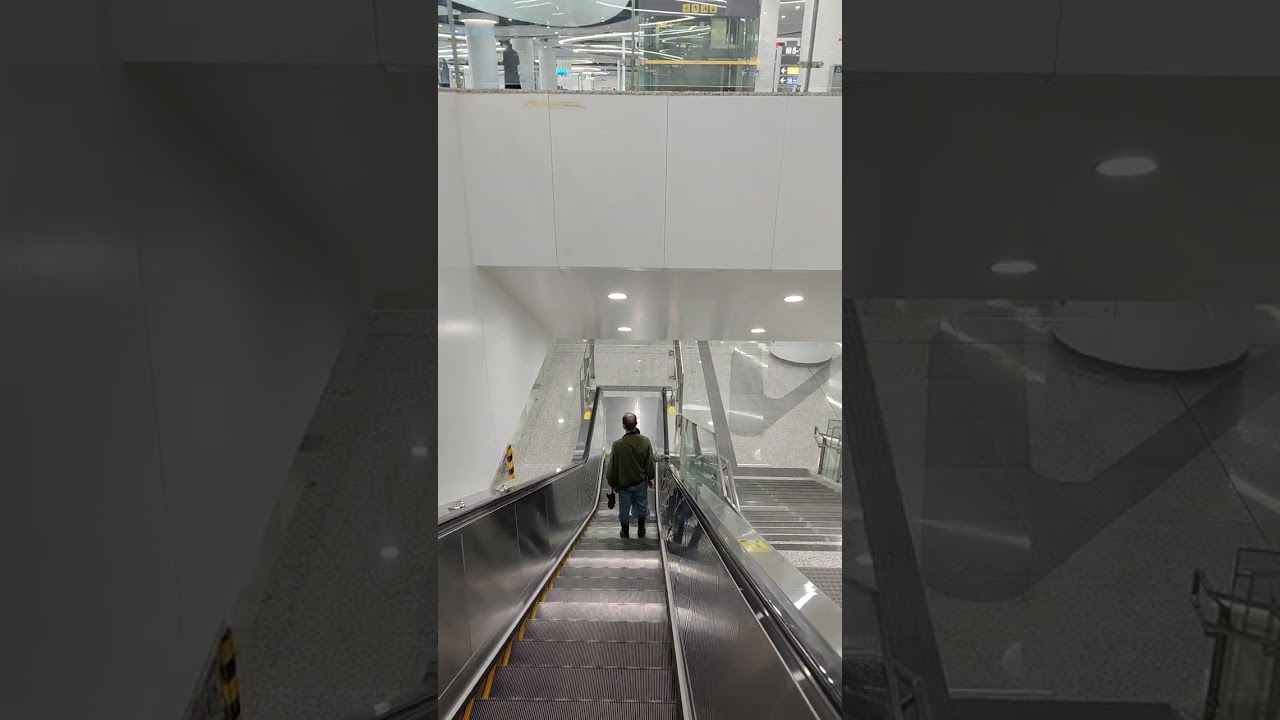 Checking in at #Universiade station. New lines, new stations. #ShenzhenMetro