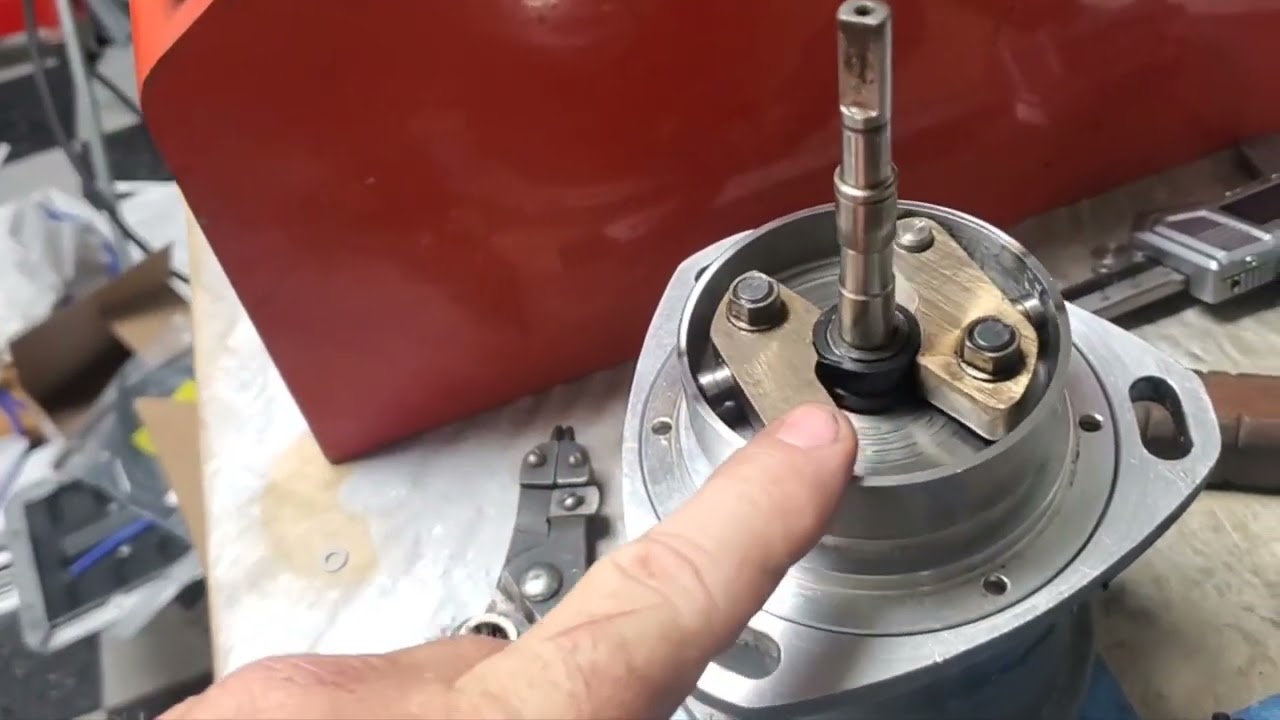 Marelli Distributor Lamborghini 350GT Part 7 (Adjusting the Advance)