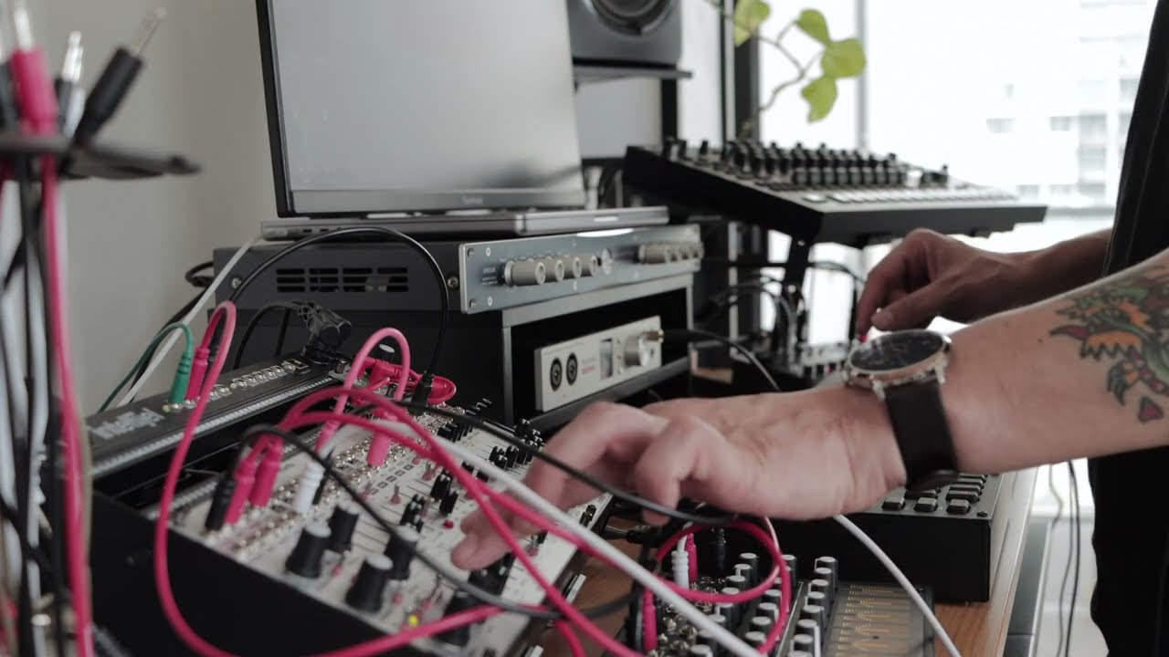 Digitone II, Octatrack, Atlantix, TR8S / Deep techno jam