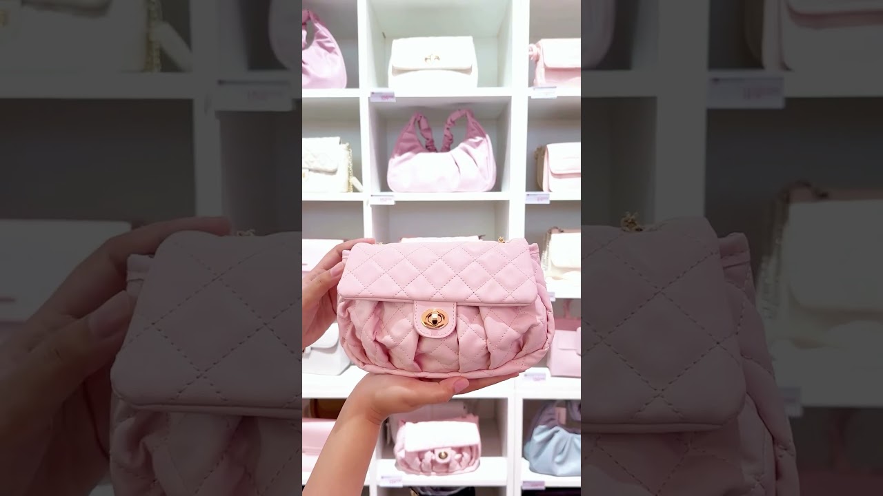 Tas Serba Pink di Miniso
