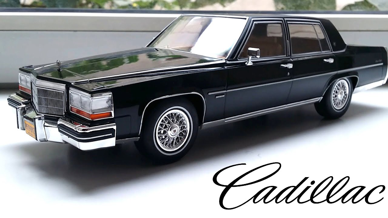 Reviewing the 1/18 Cadillac Fleetwood Brougham (1982) by MCG