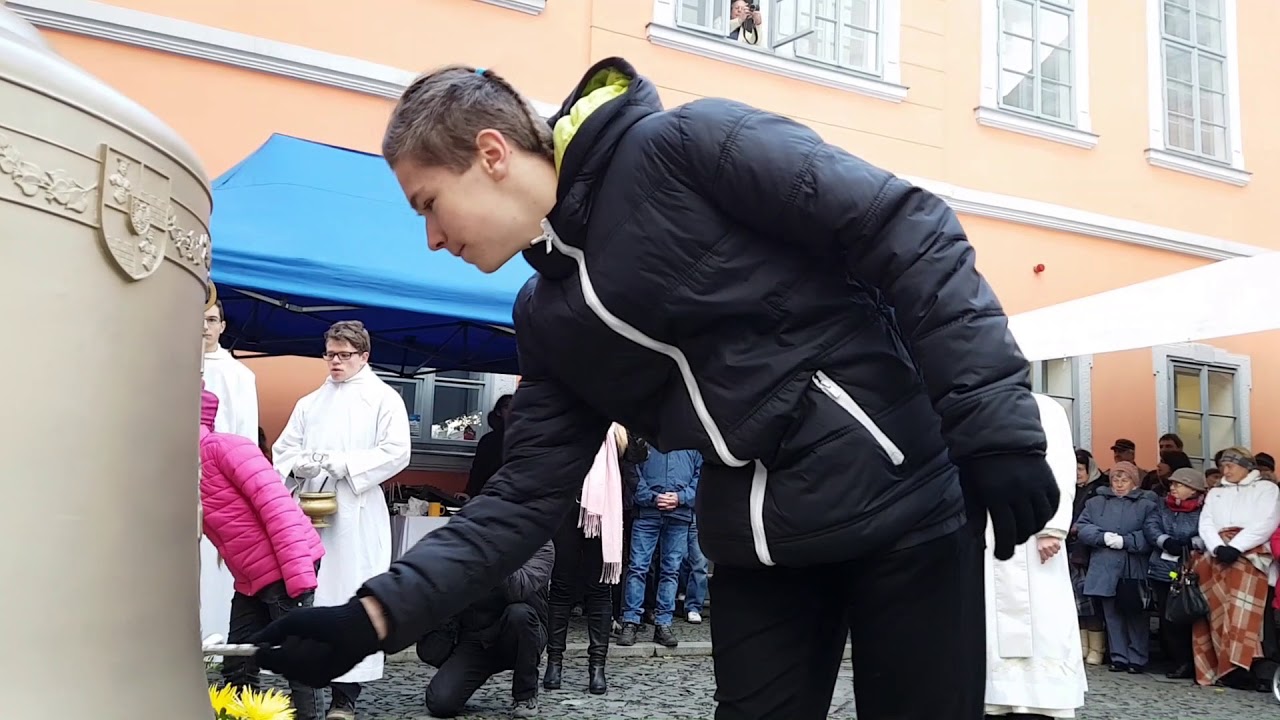 Návrat lomnických zvonů