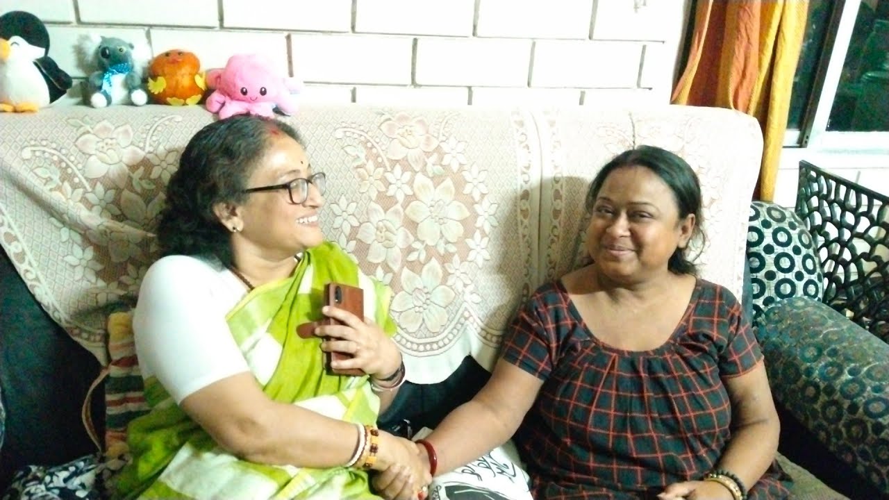 ভালোবাসার টানে একঝুলি ঈশ্বরের আশীর্বাদ নিয়ে চলে এলো দেবযানী দিদি😊